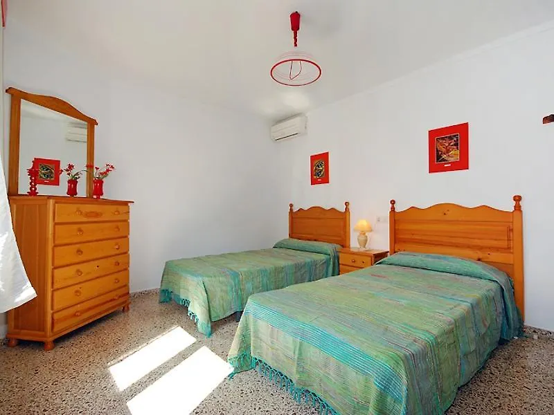 Neptuno Three Bedroom Порто де Алькудиа Отель