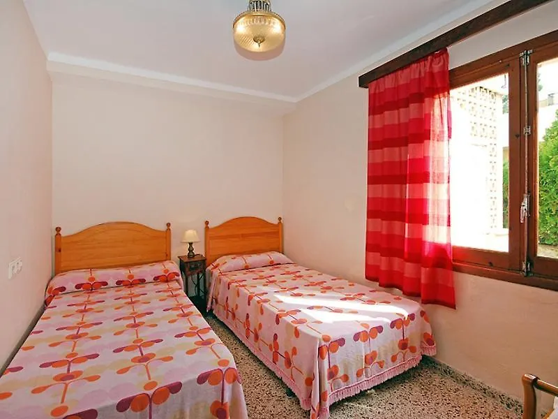 Neptuno Three Bedroom Порто де Алькудиа 3*,